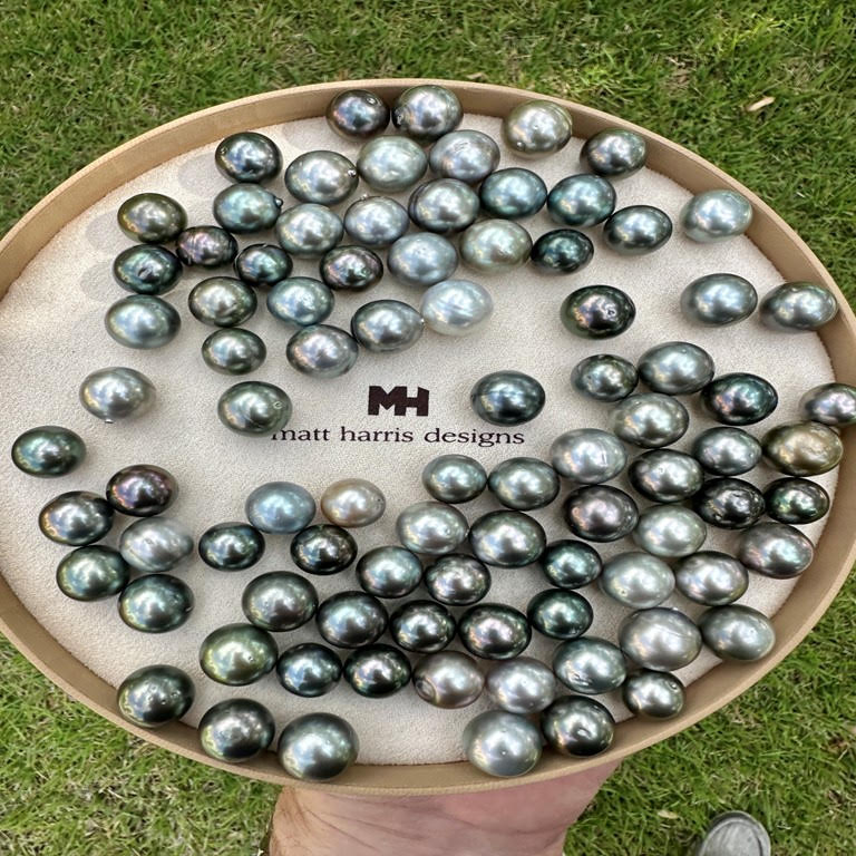 The Secret of Hawaii Black Pearls and Where They Really Come From