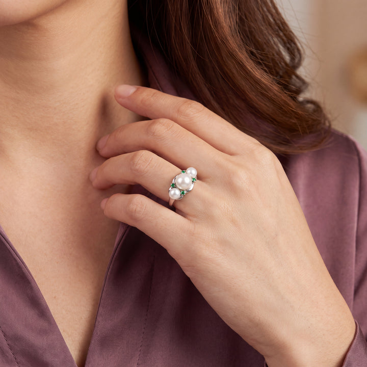 Freshwater Pearl Ring with Green Accents