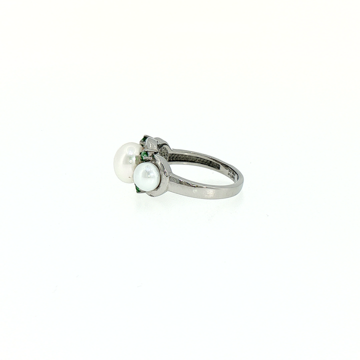 Freshwater Pearl Ring with Green Accents