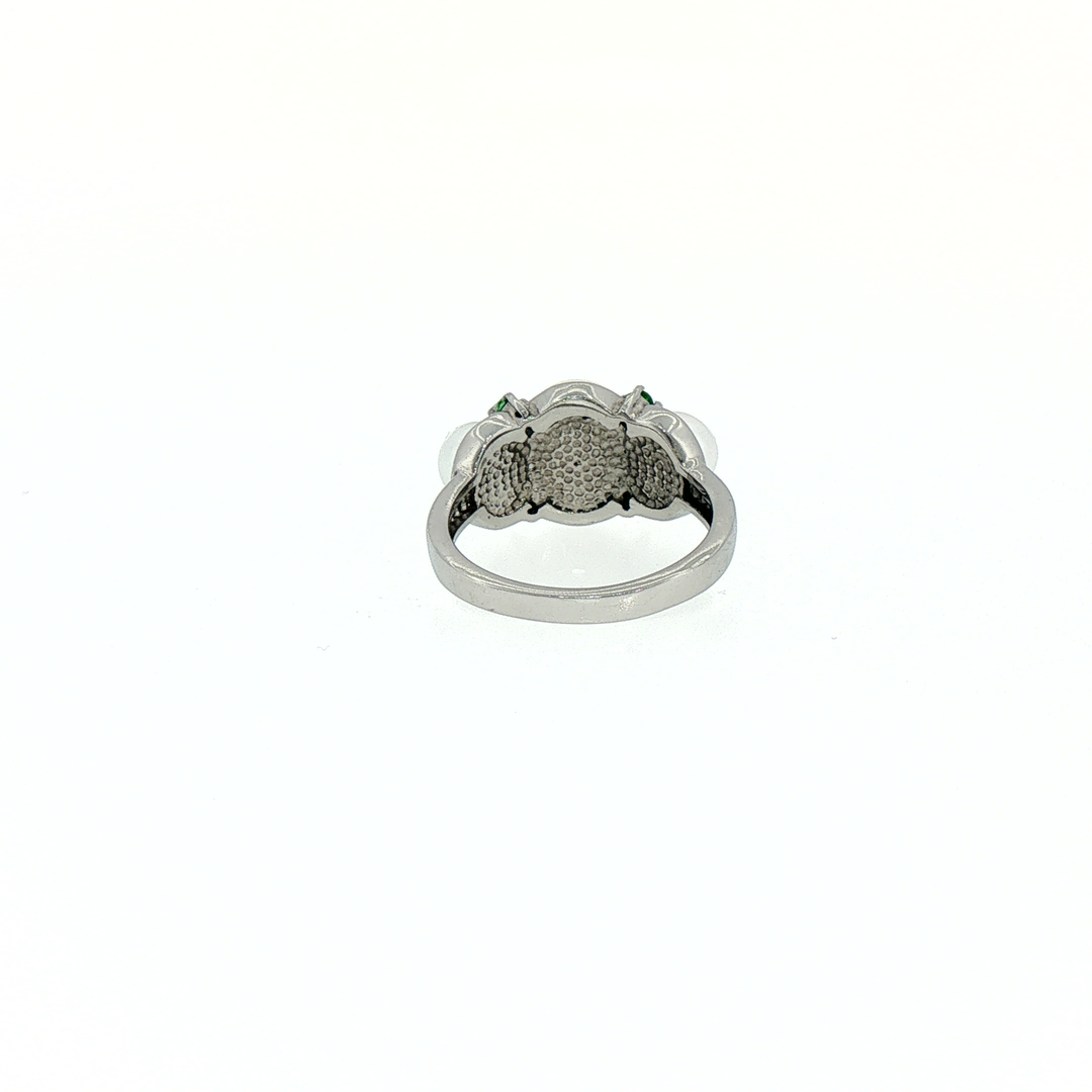 Freshwater Pearl Ring with Green Accents