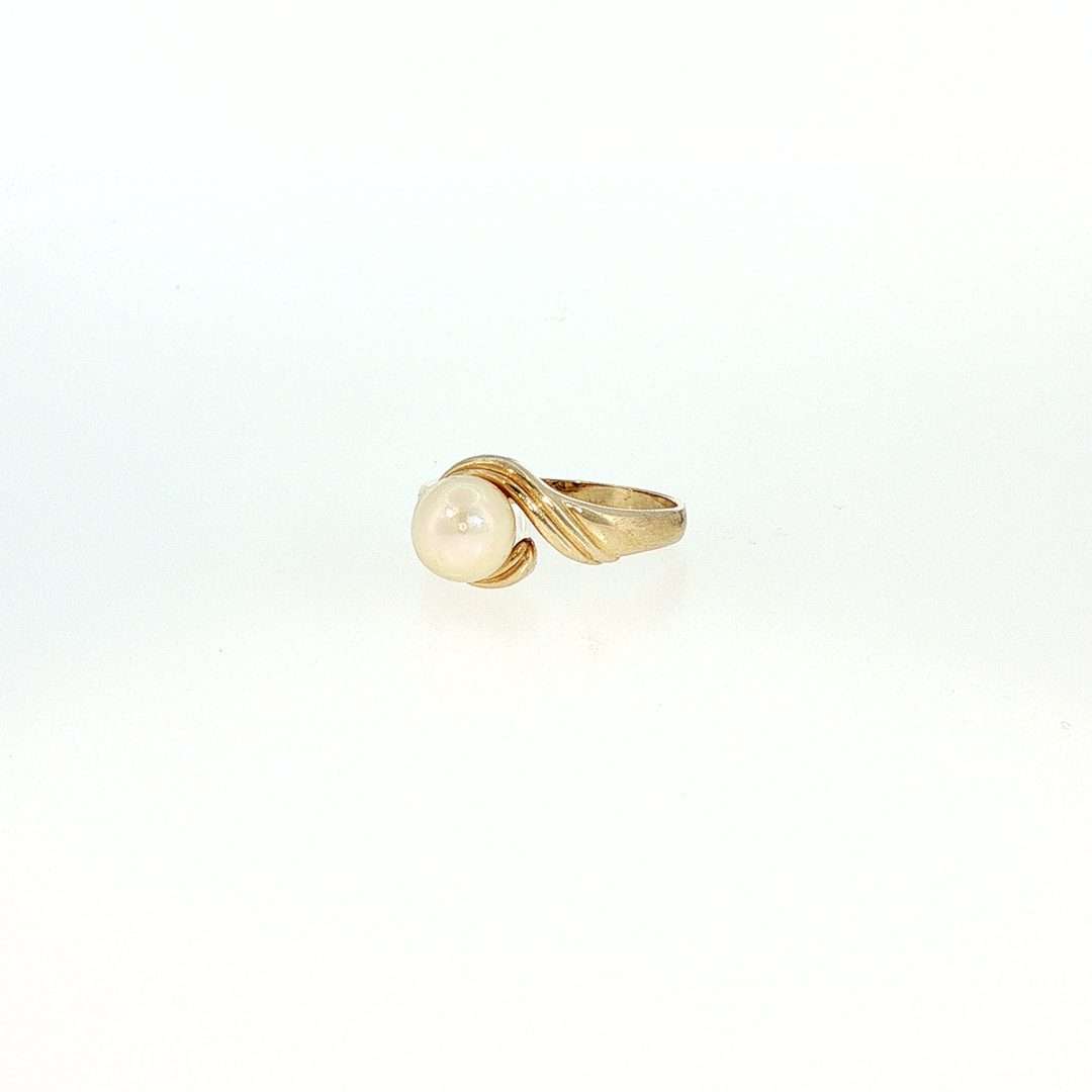 14K Yellow Gold Akoya Pearl Bypass Ring