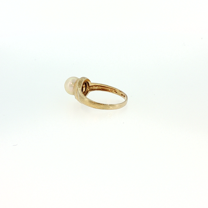 14K Yellow Gold Akoya Pearl Bypass Ring