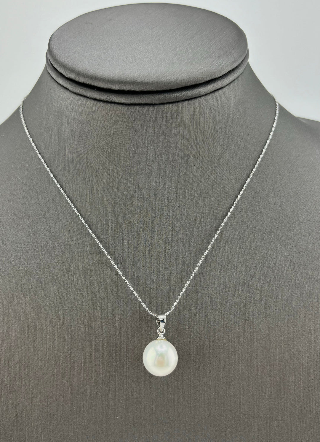 Large Freshwater Pearl Pendant Necklace