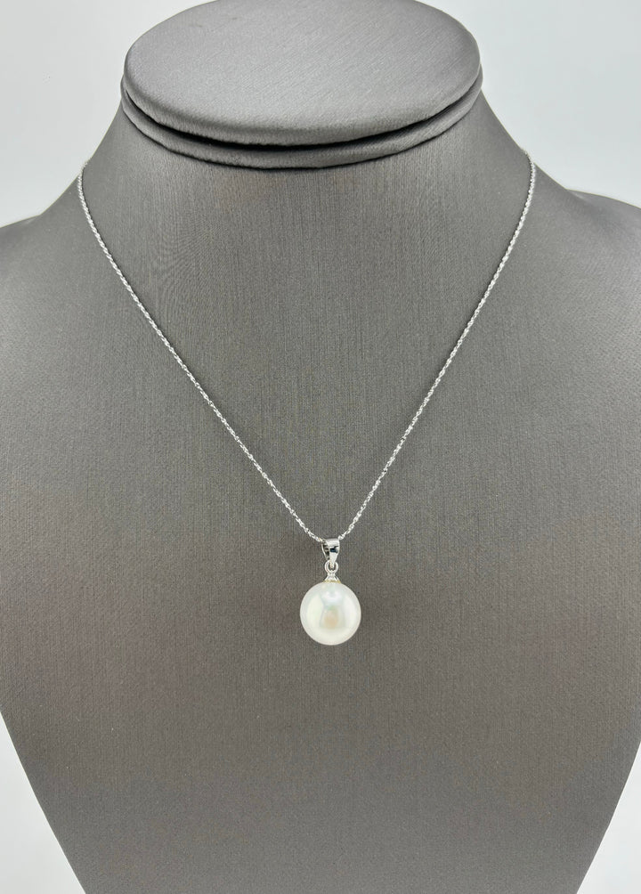 Large Freshwater Pearl Pendant Necklace