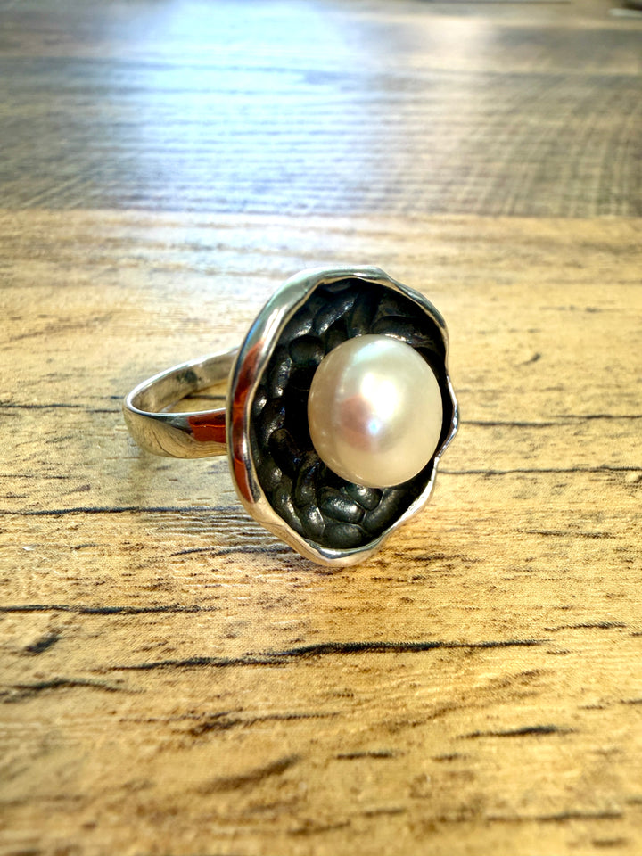 Oxidized Silver Pearl Cocktail Ring