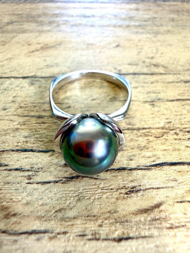 Incredible Color Tahitian Pearl  14k White Gold Ring