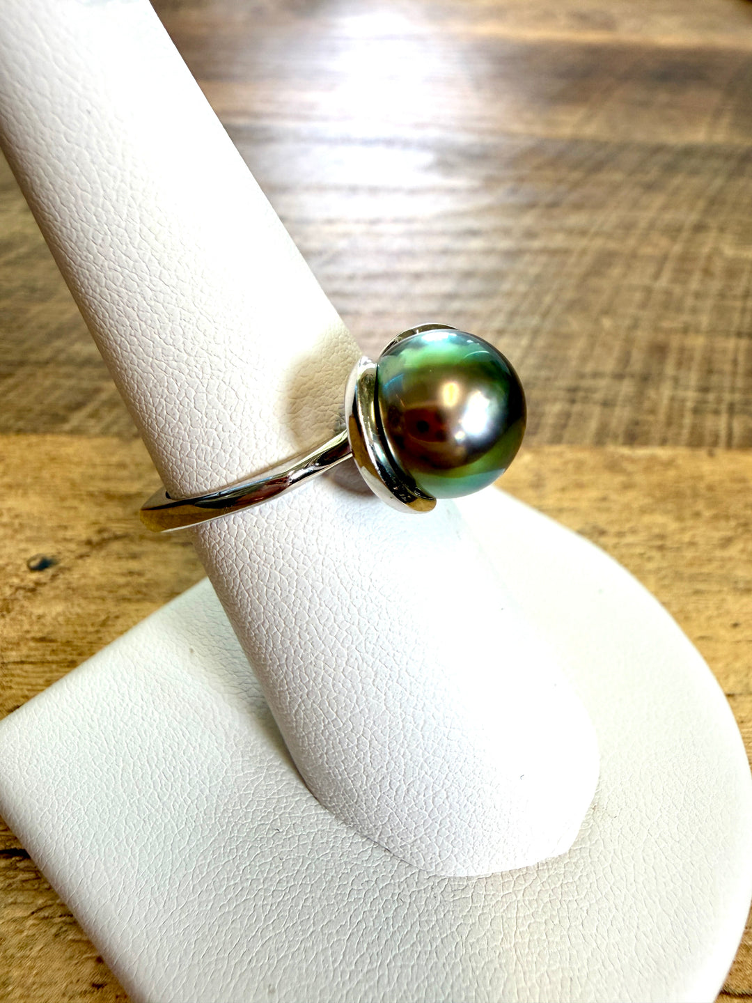 Incredible Color Tahitian Pearl  14k White Gold Ring