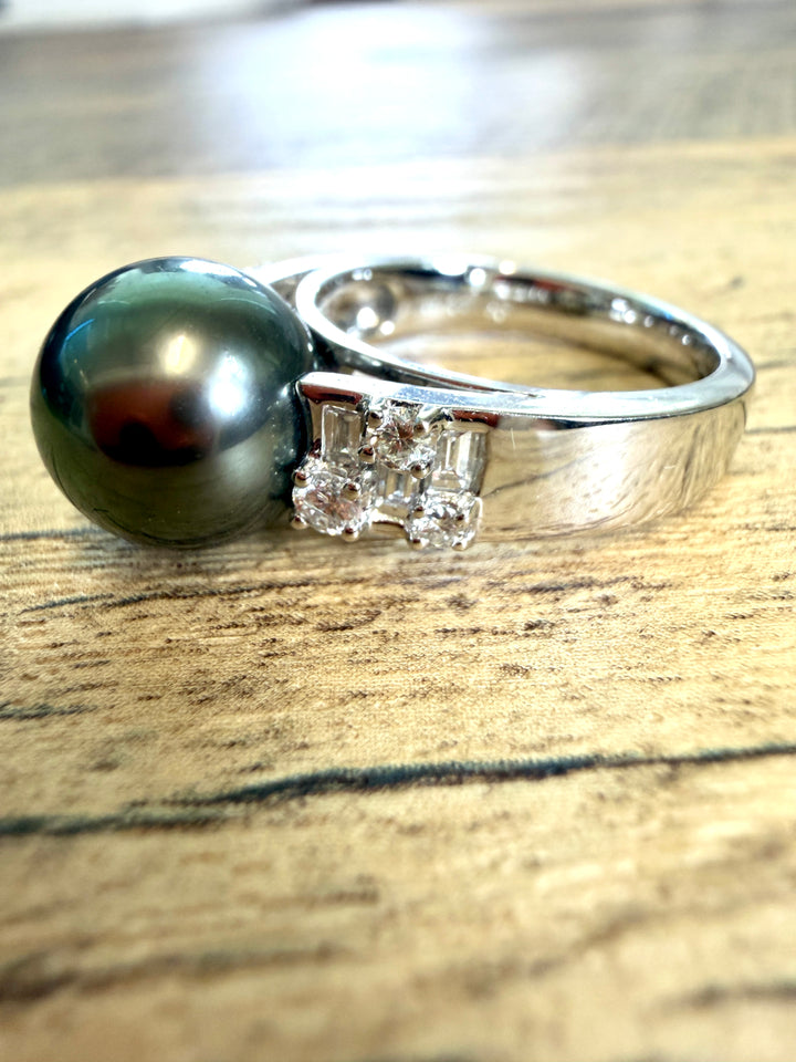 Tahitian Black Pearl and Diamond Cocktail Ring in 18k White Gold