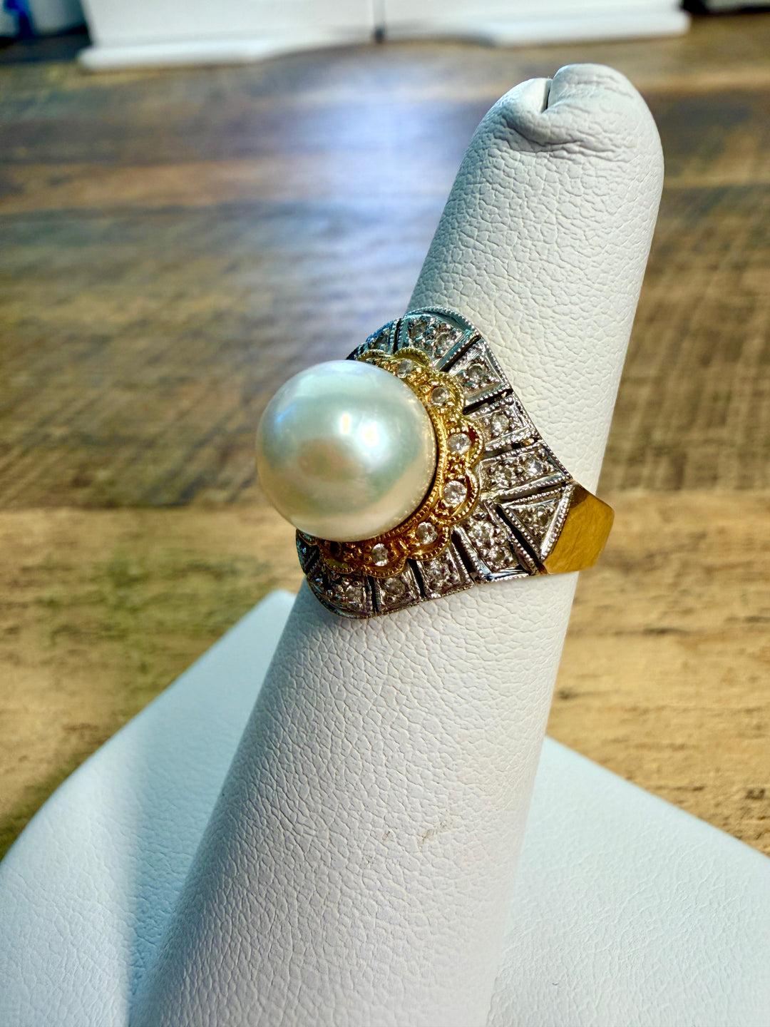 Antique Bi-colored 18k Gold Akoya Pearl Cocktail Ring with Diamonds