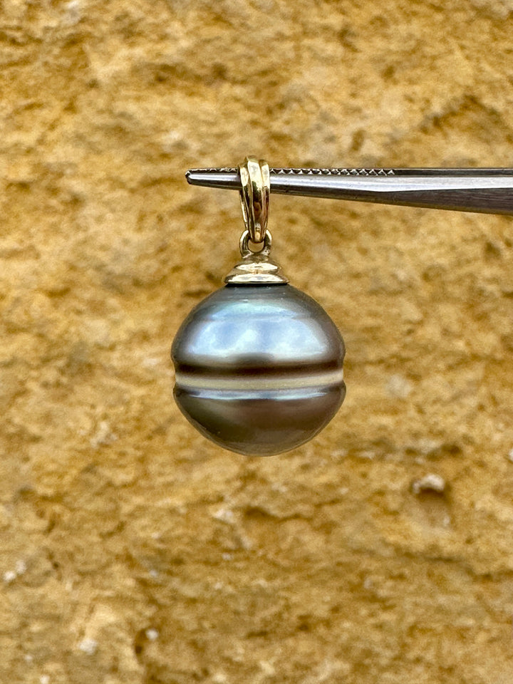 14k Tahitian Pearl Pendant