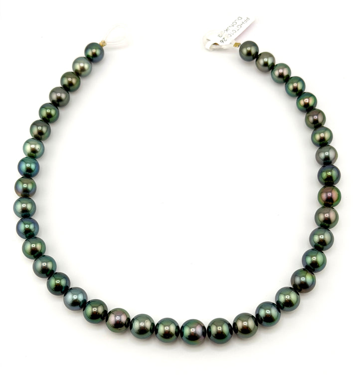 Tahitian ("Black Pearl") Necklace in Peacock Green