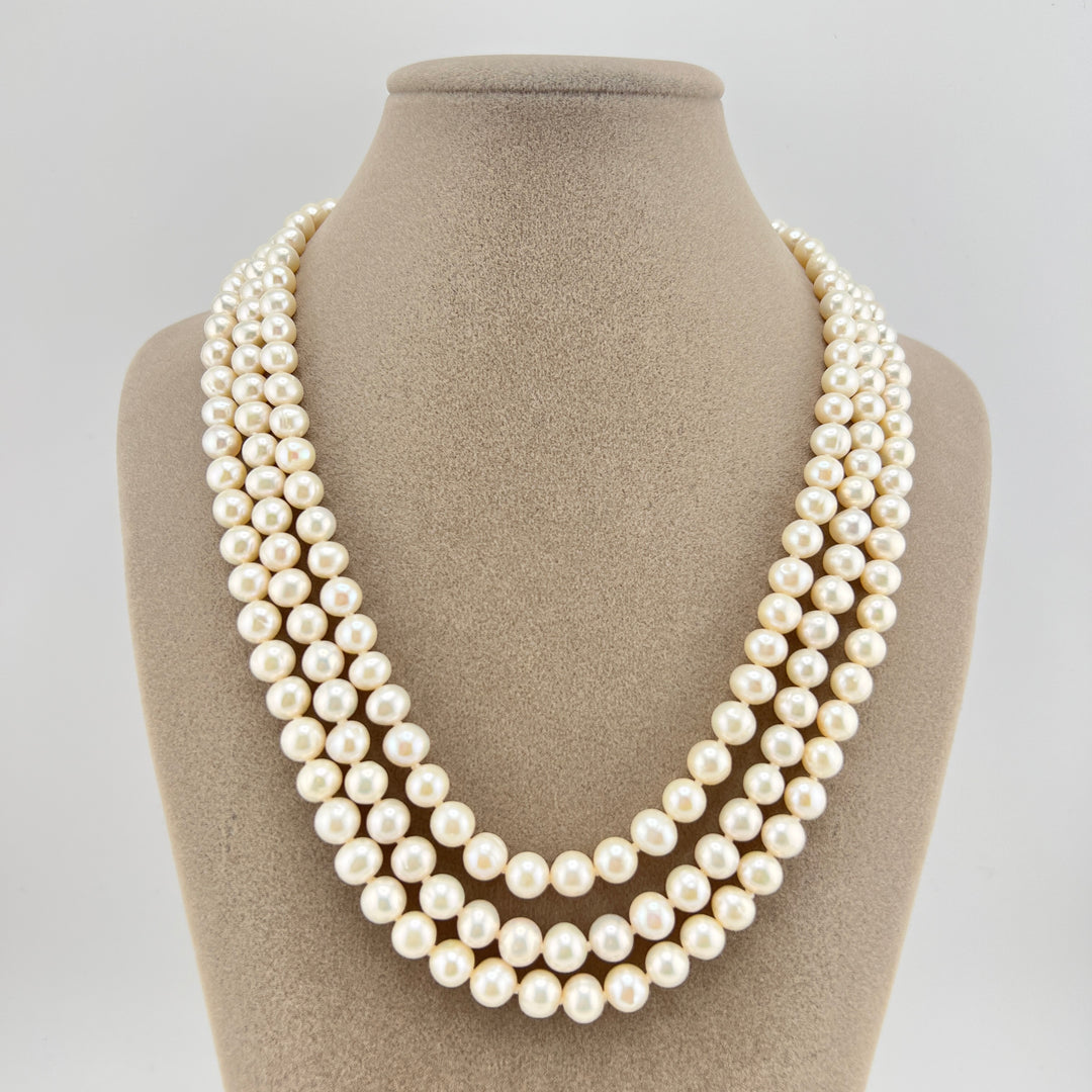 Pearl Necklace