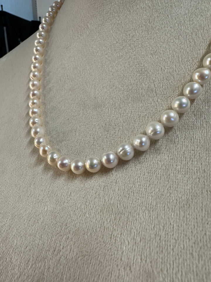 22" Freshwater pearl necklace