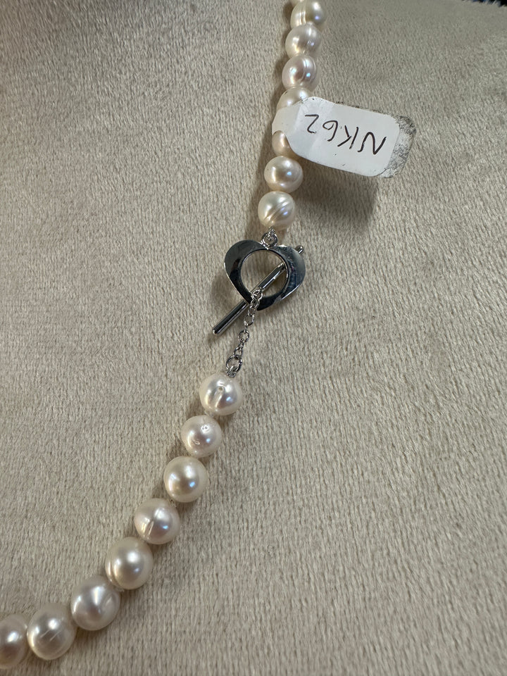 22" Freshwater pearl necklace