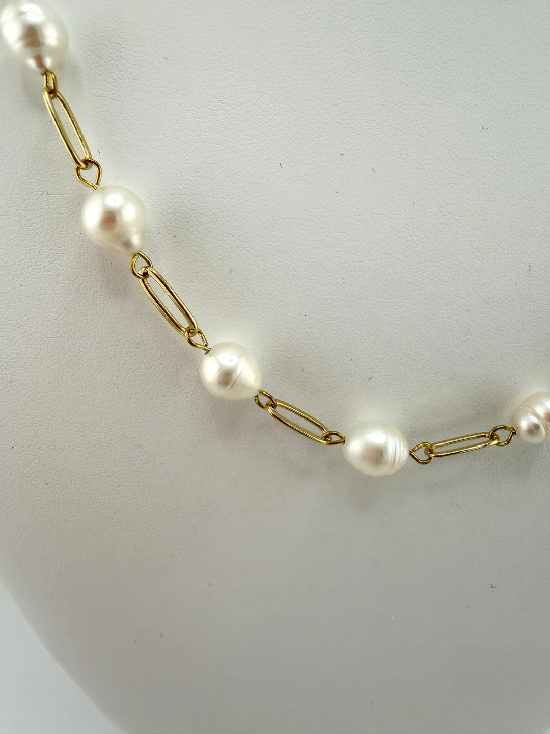 Paperclip Freshwater Pearl Station Necklace