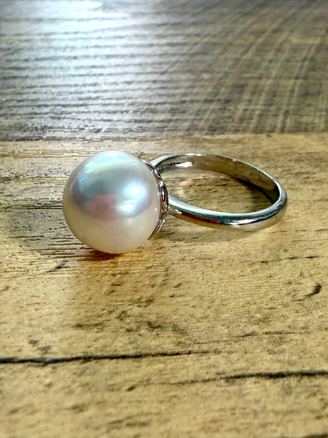 Single Freshwater Pearl Solitaire Ring