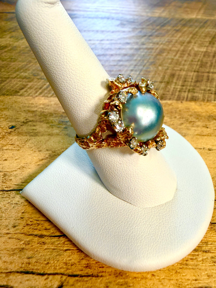 Textured Antique  "Brutalist" Style 14k Yellow Gold Mabe Pearl and Diamond Accent Cocktail Ring
