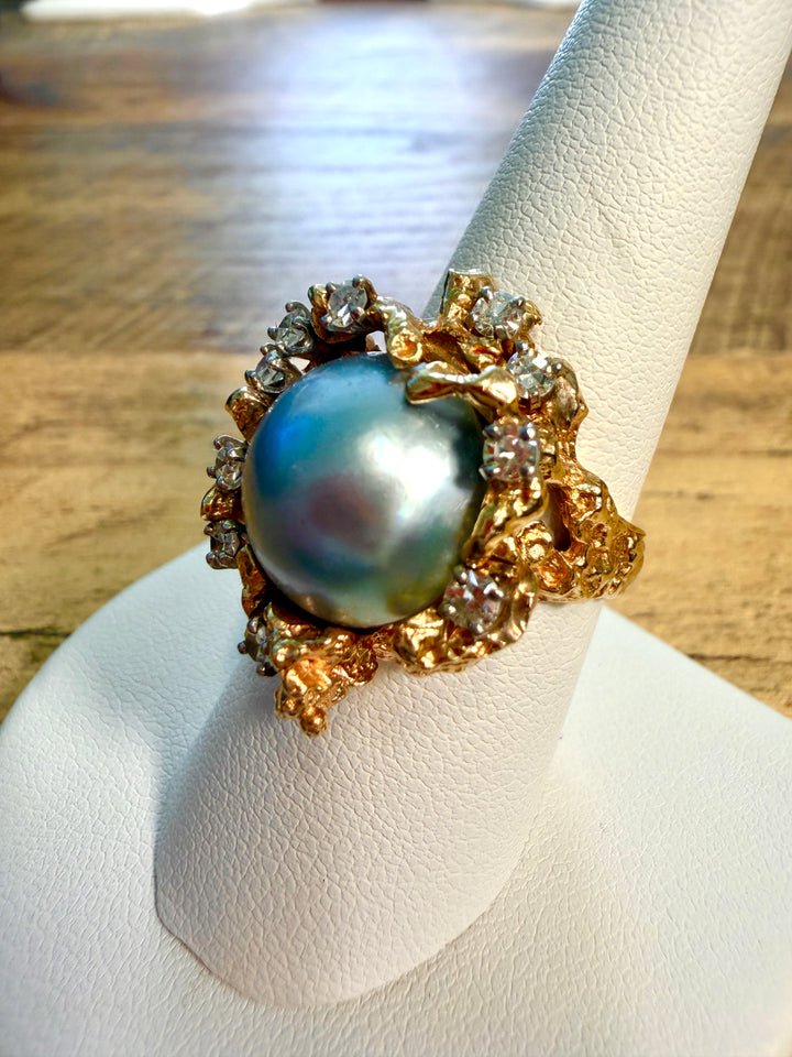 Textured Antique  "Brutalist" Style 14k Yellow Gold Mabe Pearl and Diamond Accent Cocktail Ring