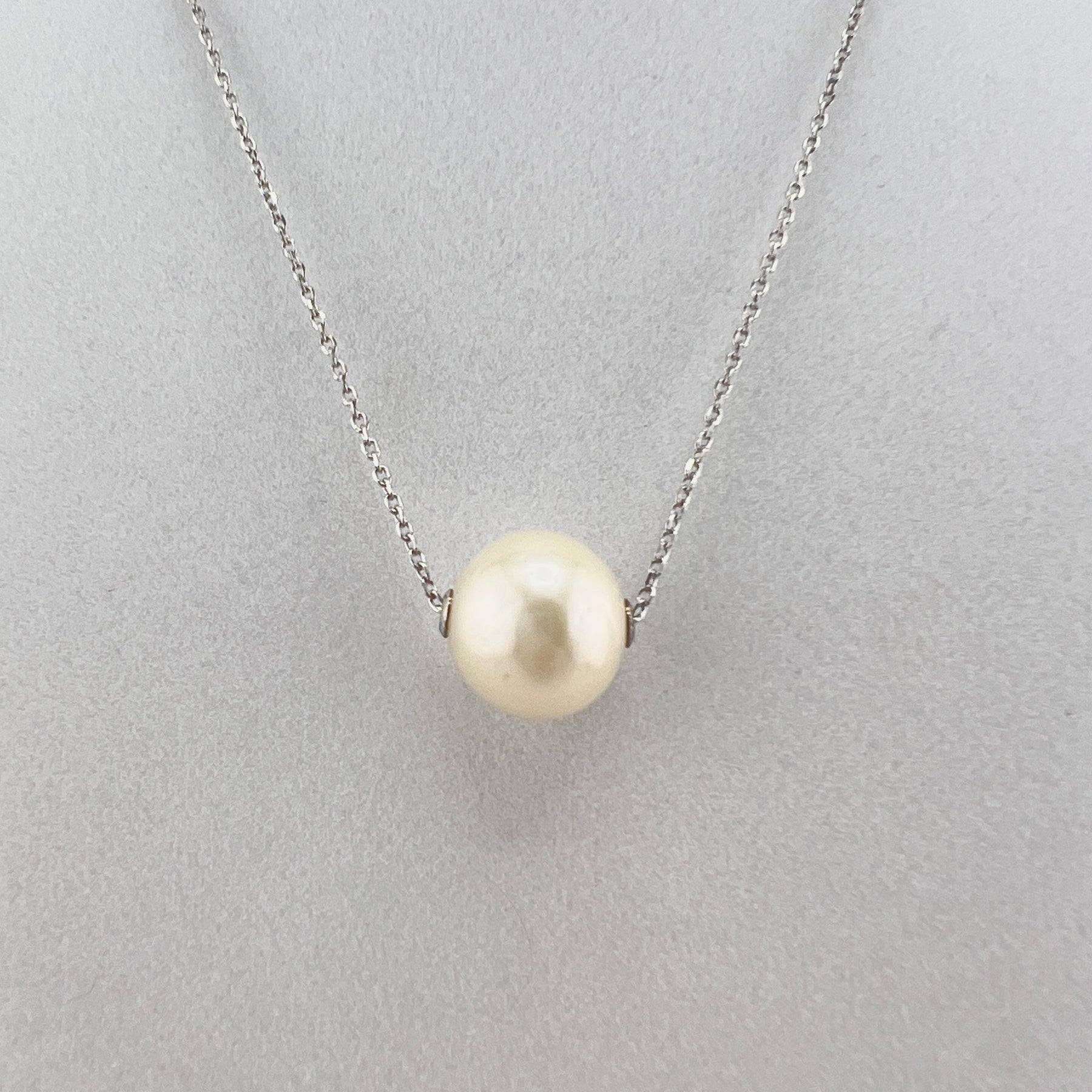 Single Pearl Necklace