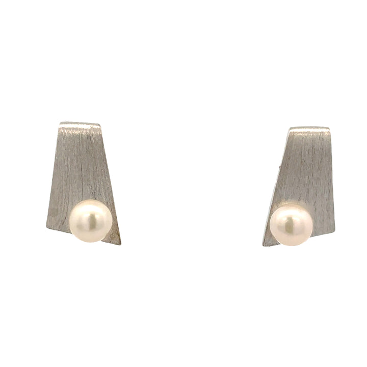 Sterling Silver Freshwater Pearl Earrings
