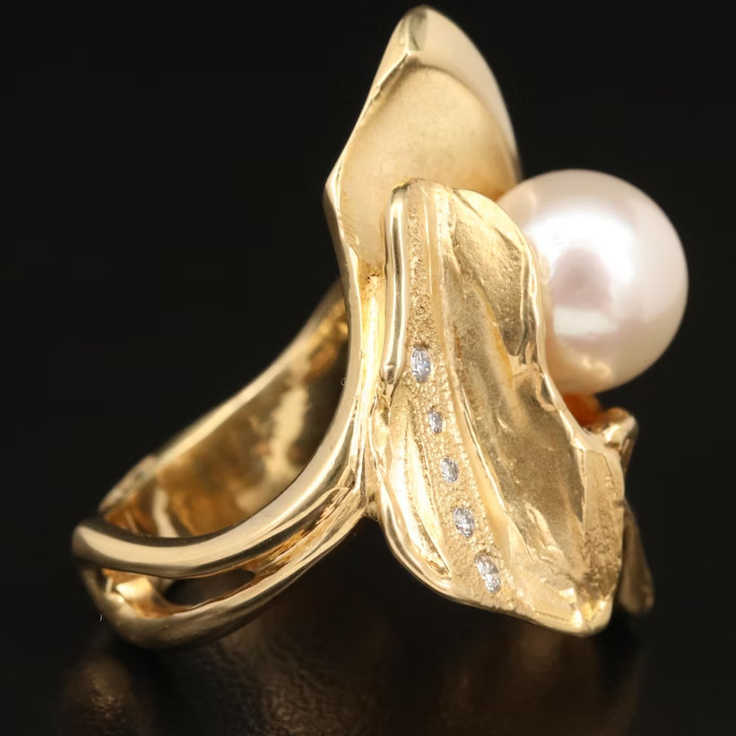 18k Diamond Pearl Ring