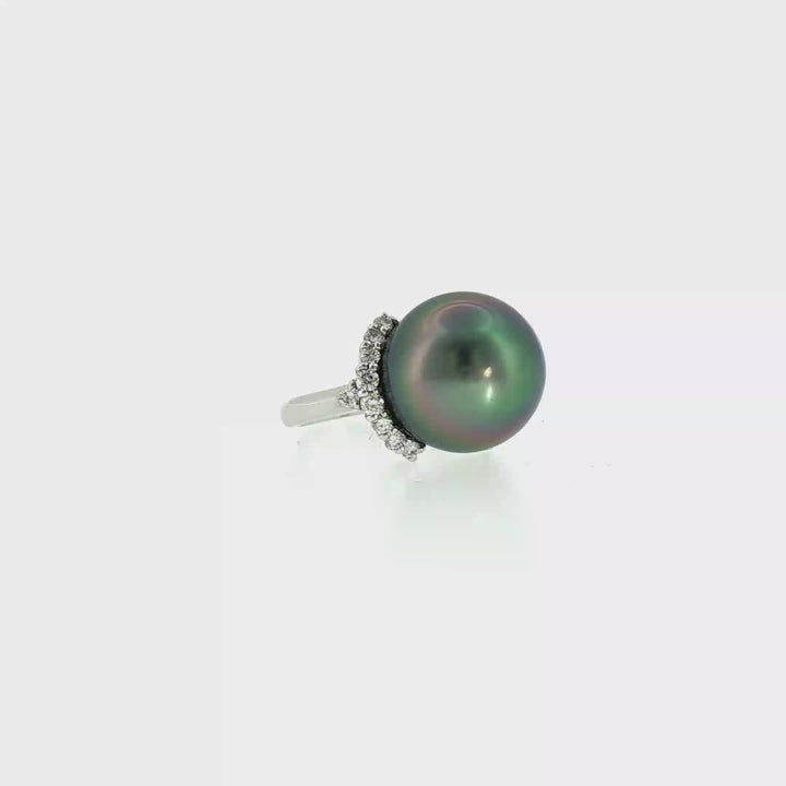 Tahitian Black Pearl Platinum Ring with Diamonds