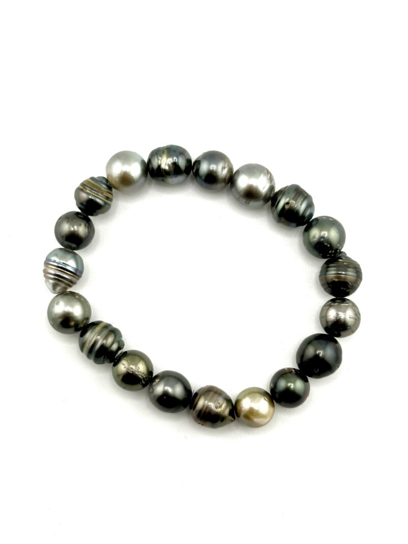 Matt Harris Designs Tahitian pearl bracelet.